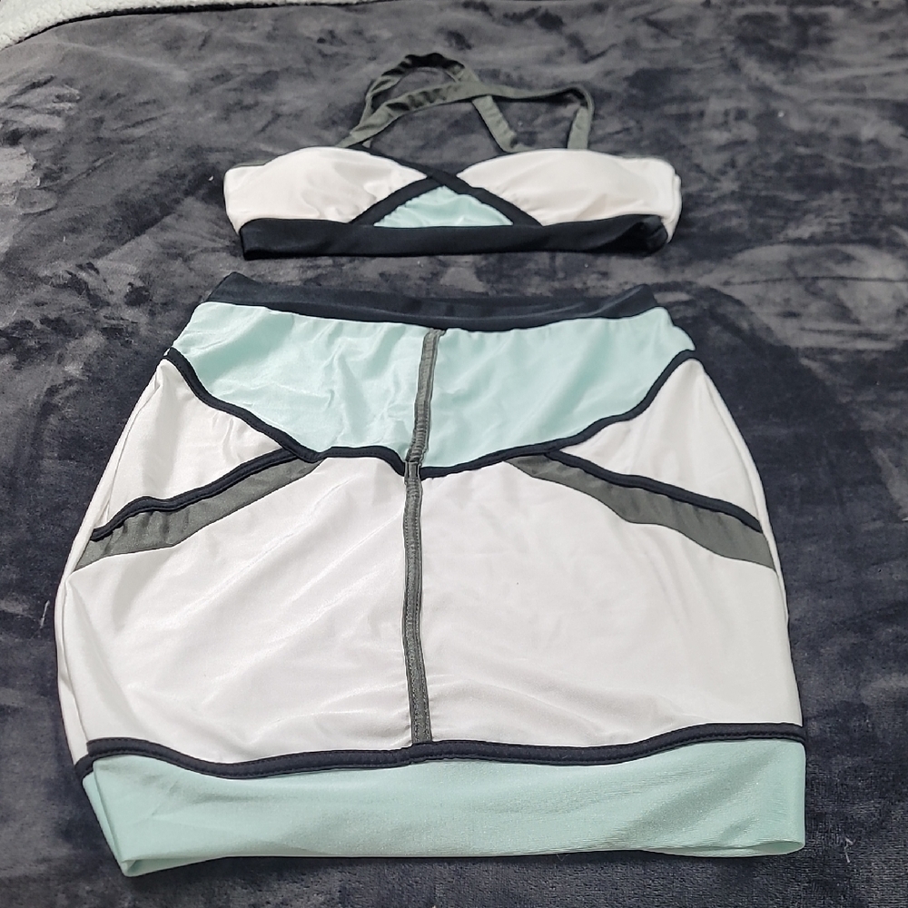 Stylish Women's Skirt Set in White and Gray